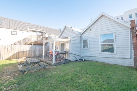 Photo of property in 247 Castle Street, Dunedin Central, Dunedin, 9016
