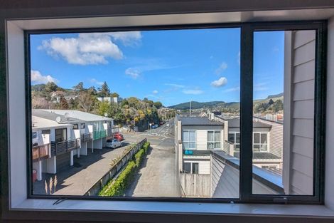 Photo of property in 2/19 Collins Avenue, Tawa, Wellington, 5028
