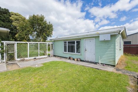 Photo of property in 42 Huxley Road, Outer Kaiti, Gisborne, 4010