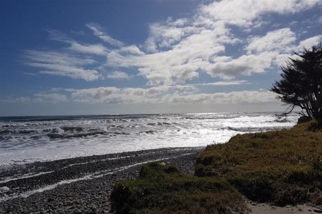 Photo of property in 8 Main Rd Ngakawau, Ngakawau, 7824