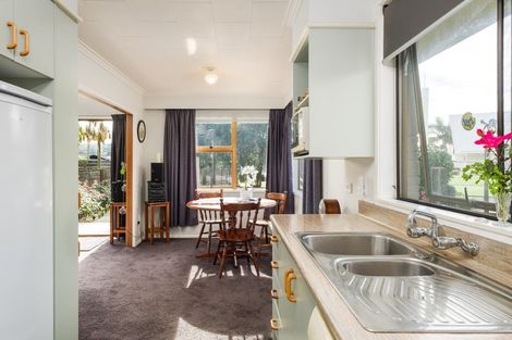 Photo of property in 2 Mason Street, Riverdale, Gisborne, 4010