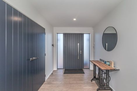 Photo of property in 28 Oriwa Lane, Levin, 5571