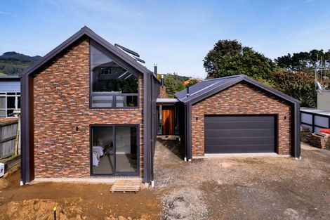 Photo of property in 88 Wairau Road, Oakura, 4314