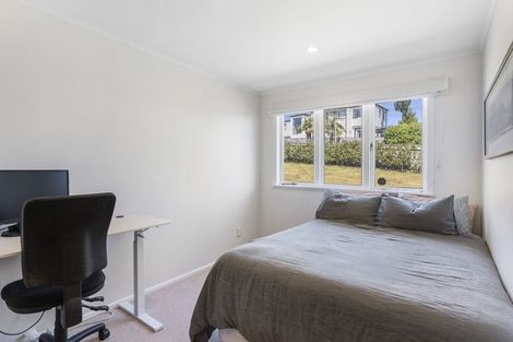 Photo of property in 1/23 Stanley Road, Glenfield, Auckland, 0629