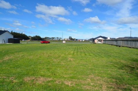 Photo of property in 15 Lumsden Drive, Waikiwi, Invercargill, 9810