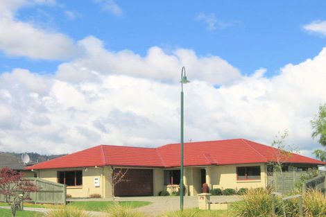 Photo of property in 17 Frame Place, Owhata, Rotorua, 3010