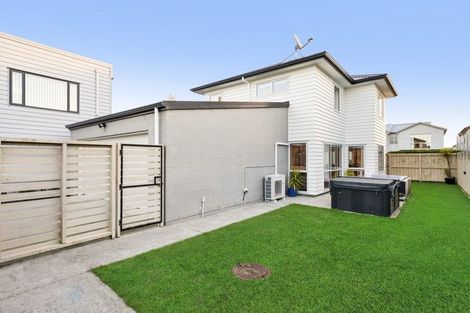 Photo of property in 5 Treestump Road, Takanini, 2112