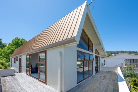 Photo of property in 10 Gibbs Place, Kinloch, Taupo, 3377