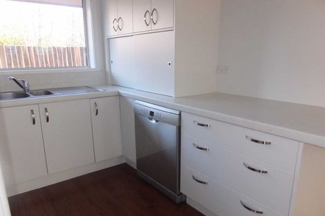 Photo of property in 2/11 Powell Crescent, Ilam, Christchurch, 8041