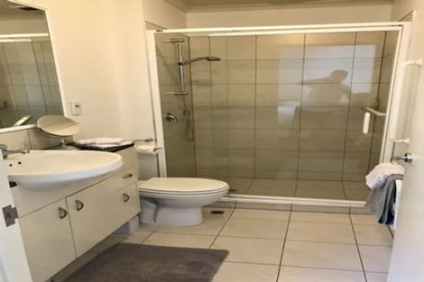 Photo of property in 2c/7-11 Bute Road, Browns Bay, Auckland, 0630