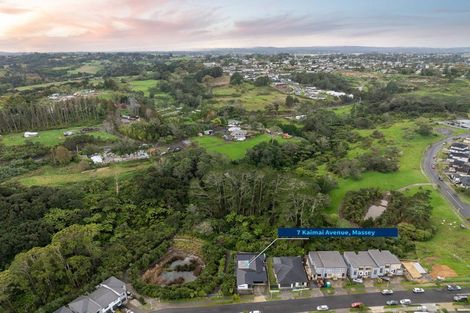 Photo of property in 7 Kaimai Avenue, Massey, Auckland, 0614