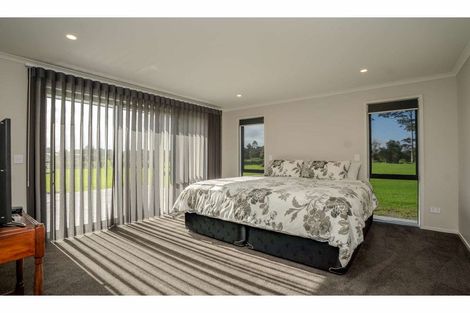 Photo of property in 129 Waitotara Drive, Waipapa, 0230