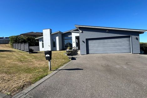 Photo of property in 31 Kahurangi Heights, Aotea, Porirua, 5024