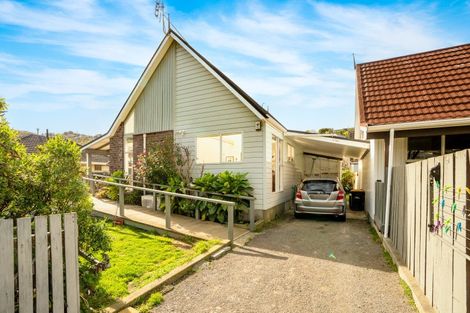 Photo of property in 50 Weka Street, Miramar, Wellington, 6022