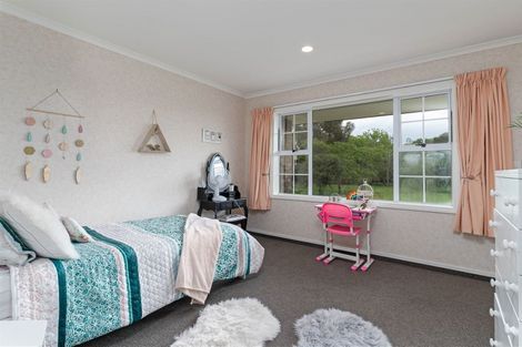 Photo of property in 281h Lees Pakaraka Road, Te Ore Ore, Masterton, 5886