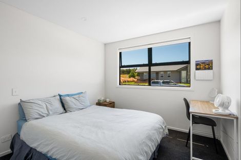 Photo of property in 2 The Heights Avenue, Wanaka, 9305