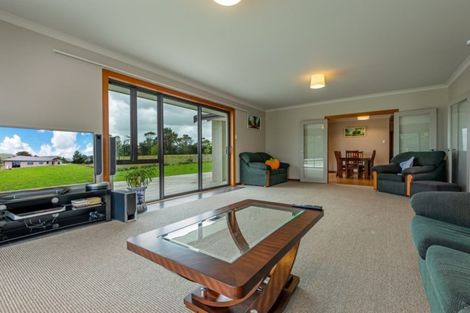 Photo of property in 97a Albert Road, Tokomaru, Palmerston North, 4474
