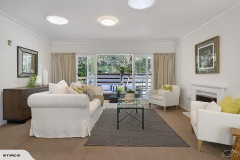 Photo of property in 2/8 Pierce Road, Milford, Auckland, 0620