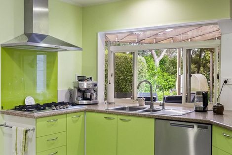 Photo of property in 370 Whangaparaoa Road, Stanmore Bay, Whangaparaoa, 0932