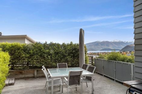 Photo of property in 12 Bovett Place, Wanaka, 9305