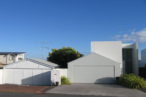 Photo of property in 27 Dunedin Street, Saint Marys Bay, Auckland, 1011
