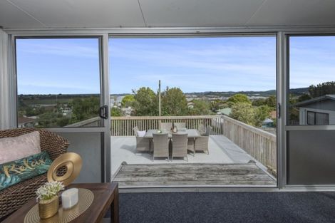 Photo of property in 37 Eureka Place, Parahaki, Whangarei, 0112