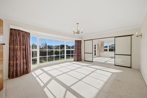 Photo of property in 20 Landsdowne Terrace, Cashmere, Christchurch, 8022