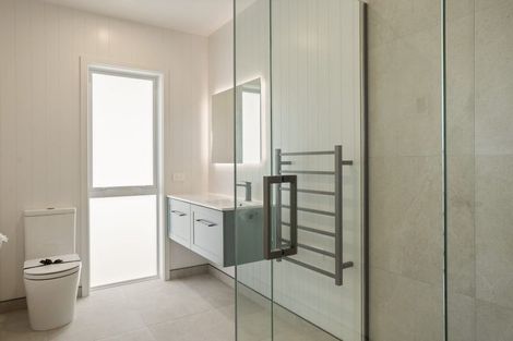 Photo of property in 156 Kupe Drive, Whitianga, 3510