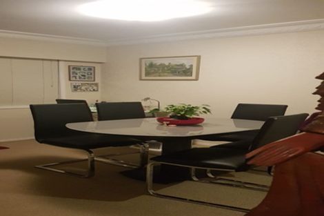 Photo of property in 2/45 East Street, Papakura, 2110