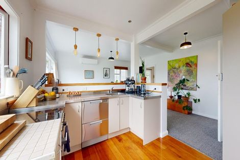 Photo of property in 22 Whaui Street, Vogeltown, Wellington, 6021