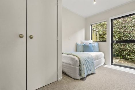 Photo of property in 1/13 Garadice Road, Rothesay Bay, Auckland, 0630