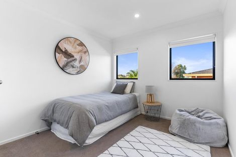 Photo of property in 29a Bay Street, Red Beach, 0932