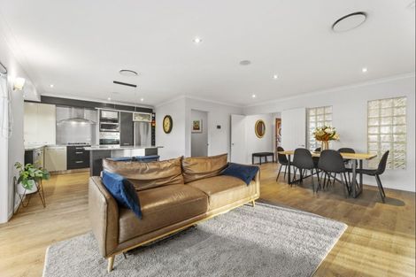 Photo of property in 10 Koro Mews, Papamoa Beach, Papamoa, 3118