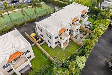 Photo of property in 3/148 Brightside Road, Stanmore Bay, Whangaparaoa, 0932