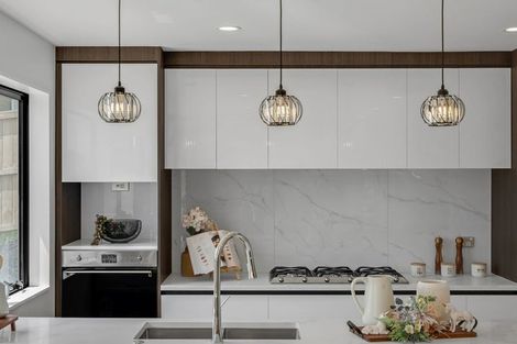 Photo of property in 32 Leathem Crescent, Pokeno, 2402