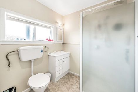 Photo of property in 12 Gift Street, Coalgate, 7673