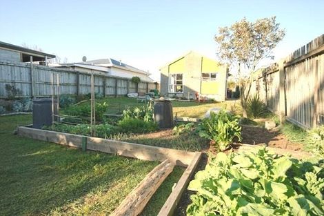 Photo of property in 255 Marine Parade, New Brighton, Christchurch, 8061