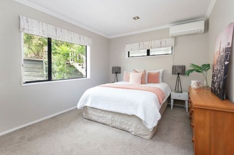 Photo of property in 1/28 Wiltshire Place, Somerville, Auckland, 2014