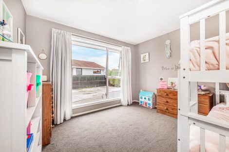 Photo of property in 20 Inwoods Road, Parklands, Christchurch, 8083