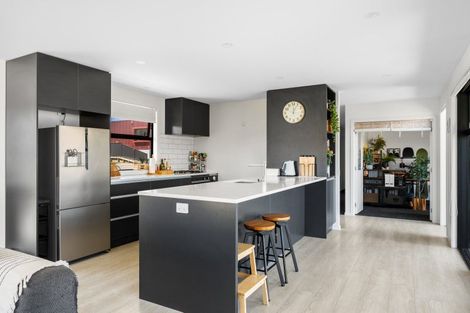 Photo of property in 2 The Heights Avenue, Wanaka, 9305