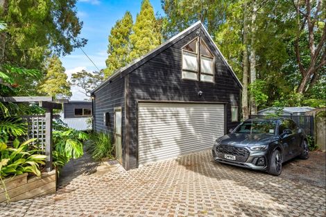 Photo of property in 16 Clinton Road, Tawharanui Peninsula, Matakana, 0986