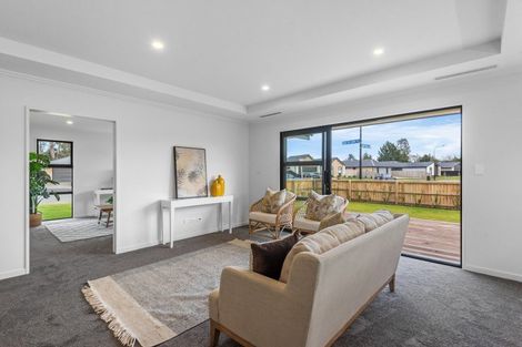 Photo of property in 53 Suffolk Drive, Kirwee, 7571