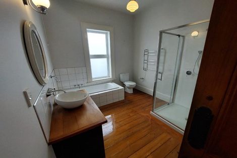 Photo of property in 131 Somerfield Street, Somerfield, Christchurch, 8024