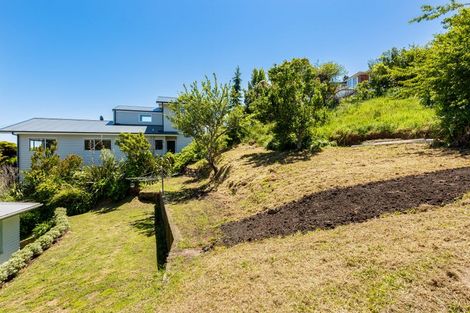 Photo of property in 15 Mana View Road, Paremata, Porirua, 5026