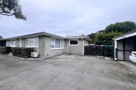 Photo of property in 2/61 Aorangi Road, Bryndwr, Christchurch, 8053