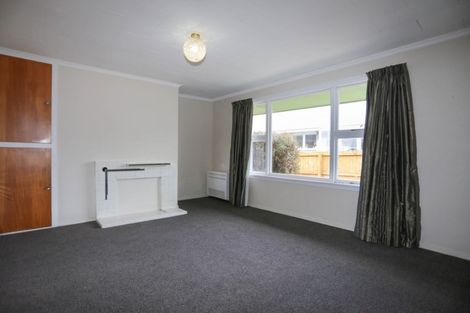 Photo of property in 2/83 Roberta Drive, Somerfield, Christchurch, 8024