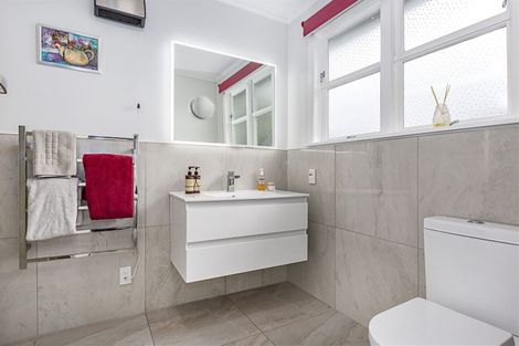 Photo of property in 41 Cockayne Road, Khandallah, Wellington, 6035