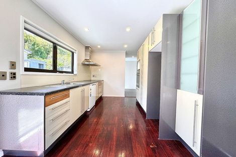 Photo of property in 9 Elliott Avenue, Bayview, Auckland, 0629