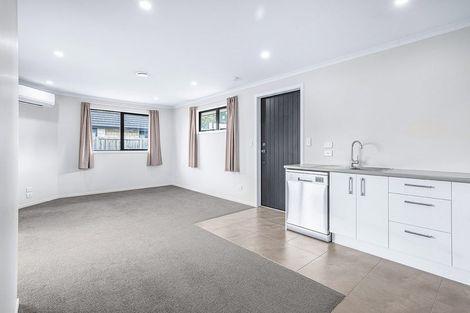 Photo of property in 5 Oderings Place, Huntington, Hamilton, 3210