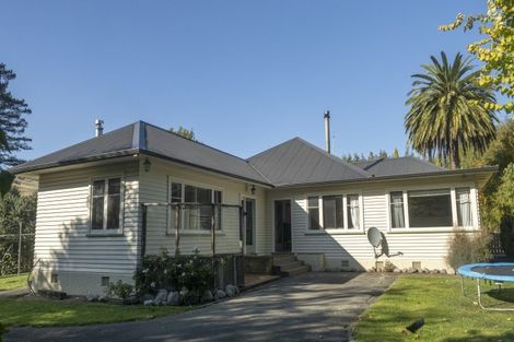 Photo of property in 1238 Opaki Kaiparoro Road, Mauriceville, Masterton, 5882